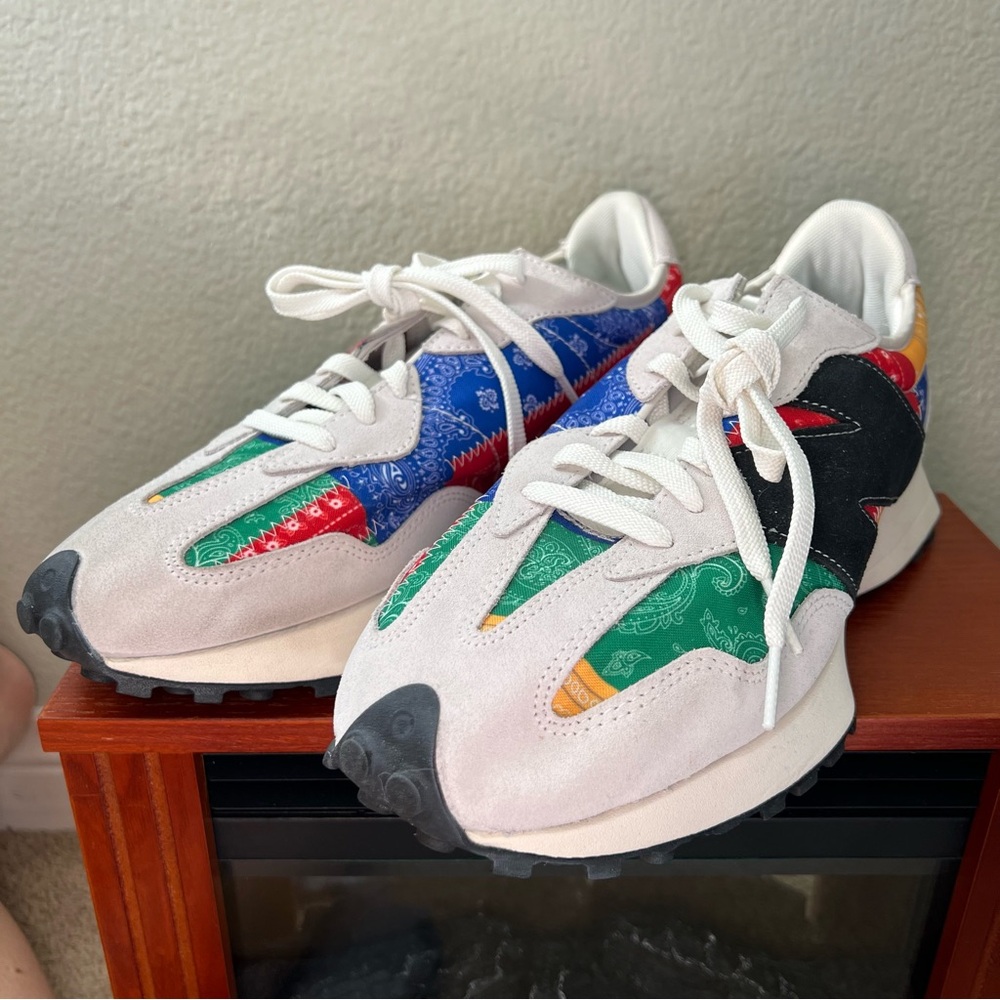 New Balance x Shoe Palace 327 Unity Patchwork Bandana - Picture 2 of 10